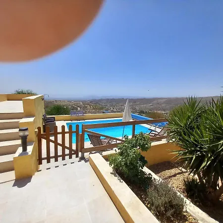 La Colmena *